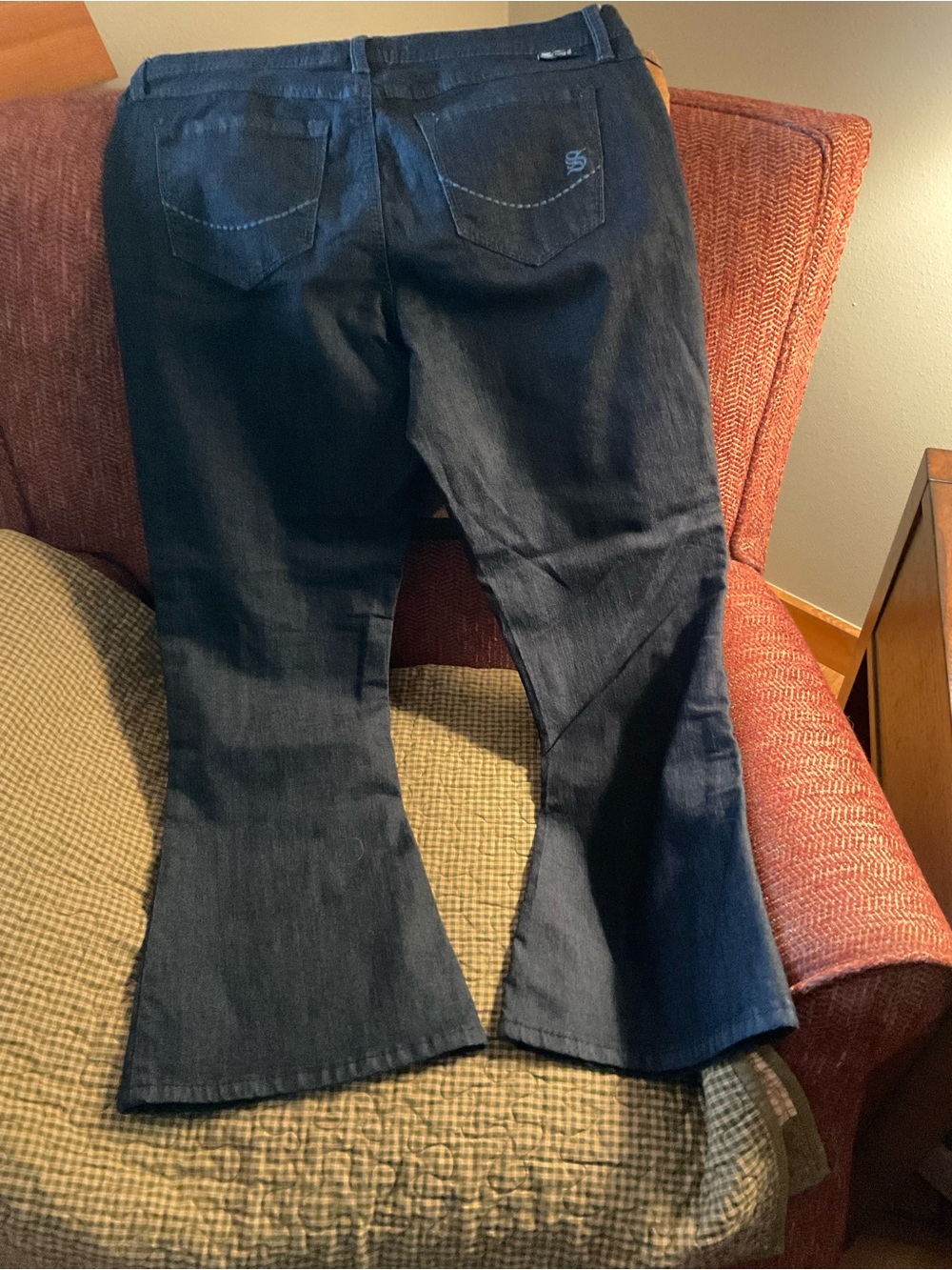 7 For All Mankind Women’s Dark Indigo Flare Jeans